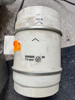 Vzduchotechnika, motor TD-800/ 200, kruhové potrubí 200 mm - 2