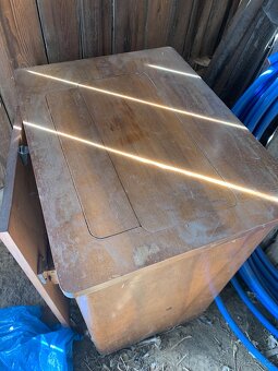 Šicí stroj Zetina - 2