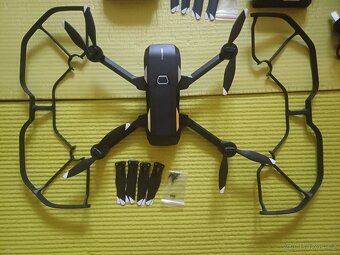 Dron Yuneec Matins Q - 2