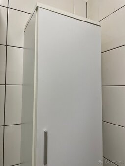 Vysoká koupelnová skříňka - 2