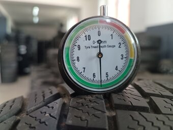 235/55 R17 CONTINENTAL (3918) - 2