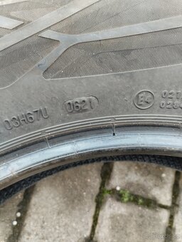 Continental 215/65R17 DOT0621 - 2