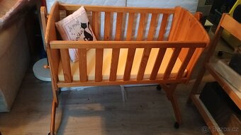 Dřevěná kolébka - 2