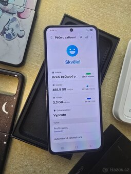Samsung Galaxy Z Flip4 5G - 2