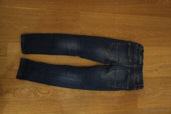 dětské džíny vel. 128 - 2