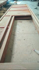 PLECHOVÉ DÍLY NA VRATA - 2