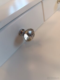 Toaletní stolek - 2