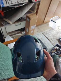 Dětská helma na kolo/odrážedlo. - 2