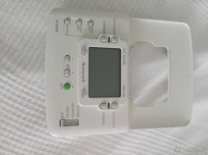 Časovač / programátor Honeywell ST9400C - 2