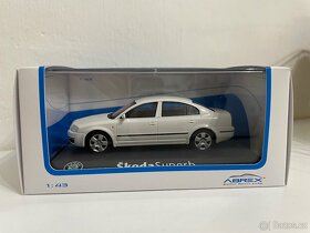 Škoda Superb I (2001) 1:43 Abrex - 2