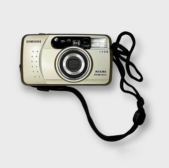 Samsung Maxima Zoom 90GL - 2