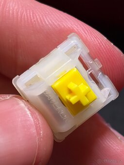 Gateron Milky yellow 100ks - 2