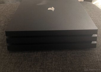 PlayStation 4 PRO 1 TB - 2