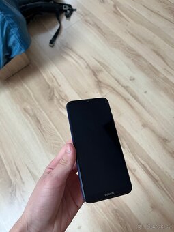 Honor 8a - 2