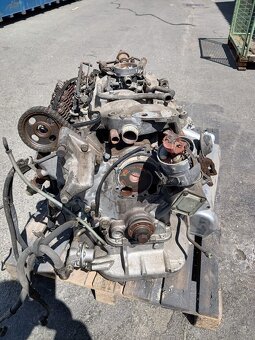 Mercedes Benz SL 500 W107 Motor + Prevodovka - 2