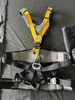 Petzl - postroj plus vybaveni - 2