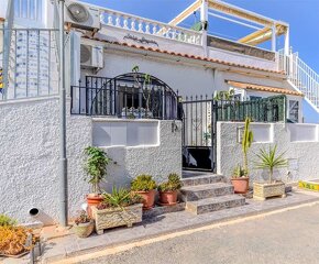 ŠPANĚLSKO, Torrevieja, domek v klidné části - 2