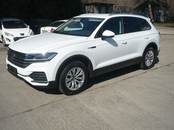 Volkswagen Touareg 3.0TDI 170kW - 2