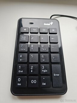 PRODÁM USB NUMERICKOU KLÁVESNICI GENIUS NUMPAD i120 - 2