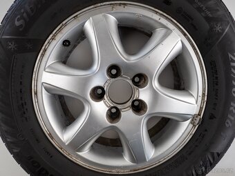 Hyundai Tucson - Originání 16" alu kola - Zimní pneu - 2