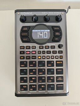 Roland SP-404 MKII sampler - 2