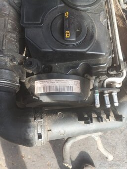 Škoda Octavia motor 2.0 BMR - 2