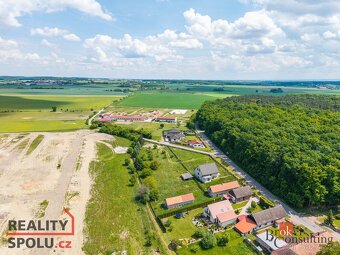 Prodej, pozemky/bydlení, 2739 m2, Klamoš, Hradec Králové [ID - 2