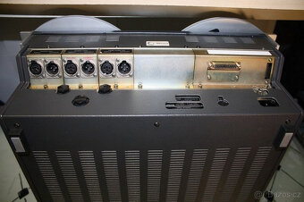 Studiový magnetofon STUDER A810 Technicky i vizuálně v dobré - 2