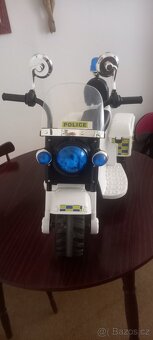 Dětská policejní motorka. - 2