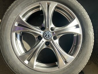 Alu kola VW PASSAT / SUPERB 5/112 letní pneu 215/55R17 - 2