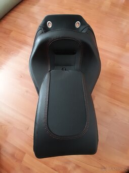 HARLEY DAVIDSON BREAKOUT M8 - 2