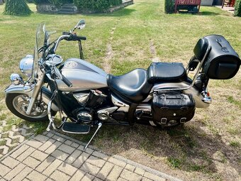 Yamaha XVS 1300 Midnight Star - 2