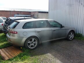 ALFA ROMEO 159 2.2 BENZÍN 2,4JTD - 2