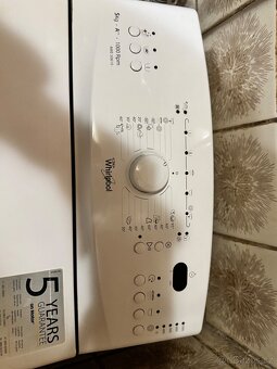 Pračka Whirlpool AWE 50610 – vrchem plněná - 2