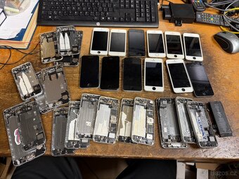 Apple iPhone 5 5s SE 6 6s soubor telefonů na díly - 2
