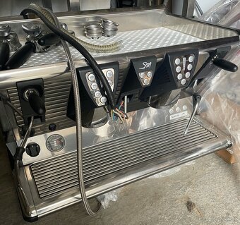 Pronájem profi kávovaru - 2