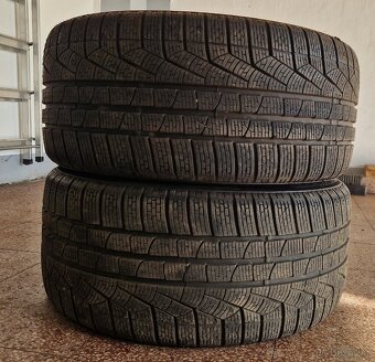 2x zimni pneu 255/35/19....96V....PIRELLI - 2