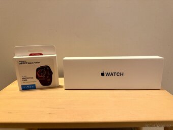 Apple Watch SE (2024) GPS+Cell 40mm Starlight Alu Starlight - 2