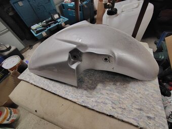 Přední blatník Suzuki GSF Na 600 Bandit - 2