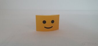 LEGO kostka obličeje ze setu 40649/40819 - 2