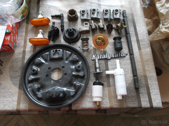 ŠKODA 100-120-FAVORIT-FELICIE NÁRAZNÍKY-TERMOSTATY A DÍLY - 2