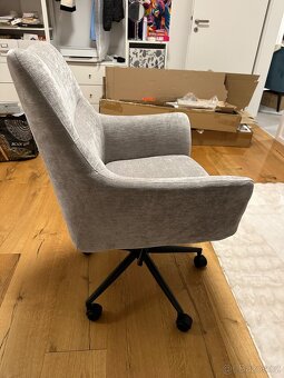 Zidle k pc stolku-Křeslo kancelarske - 2