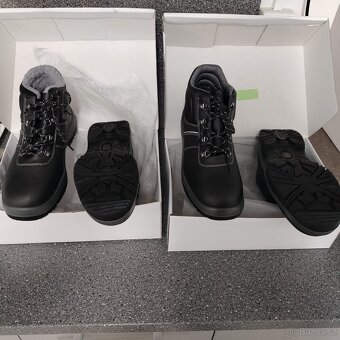 Pracovní boty vel. 43 zimní + letní - 2