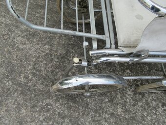 Nabízím historický kočárek pro dítě. Původní stav. Jen co je - 2