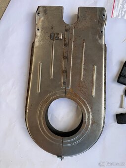 kryt řetězu ČZ 175 / 502 prase , skútr - 2