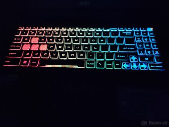 Herní notebook RTX 4070 MSI Katana 15 B13VGK – TOP STAV - 2