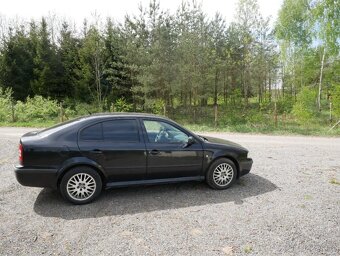 Škoda Octavia 1 sedan - 2