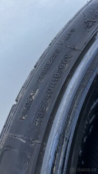 2x - zimní pneu - 235/40 R19 96V - SUPERIA - 7.5mm - 2
