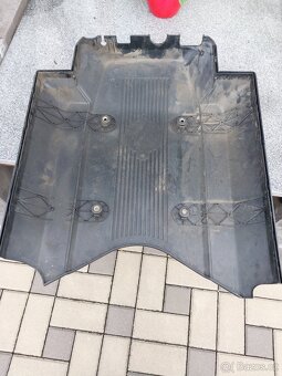 BMW kryty motoru - 2