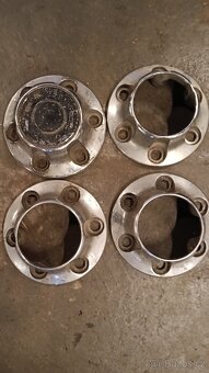 Poklice, pokličky, kryty kol Isuzu Trooper - 2